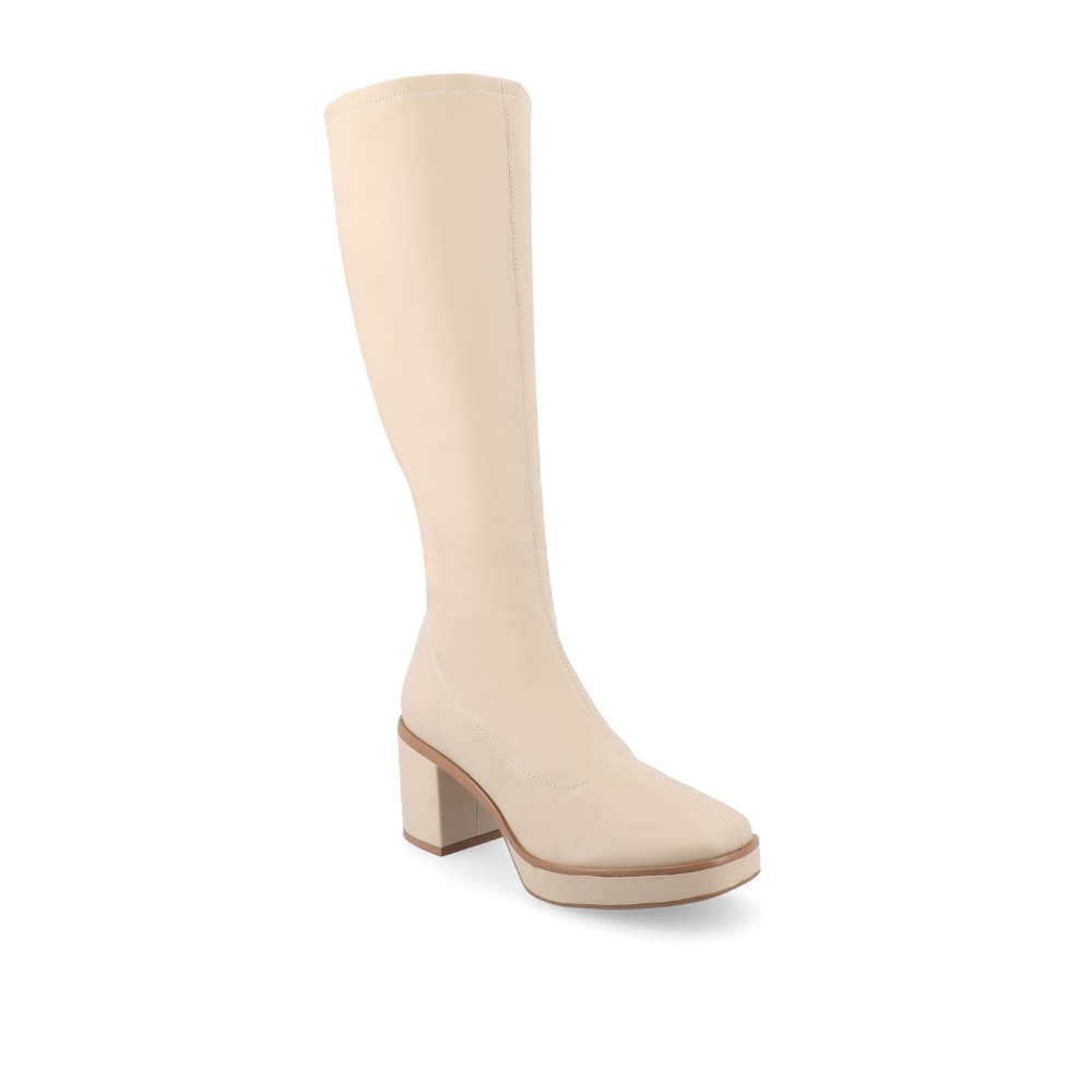 Premium quality designer ladies shoes.